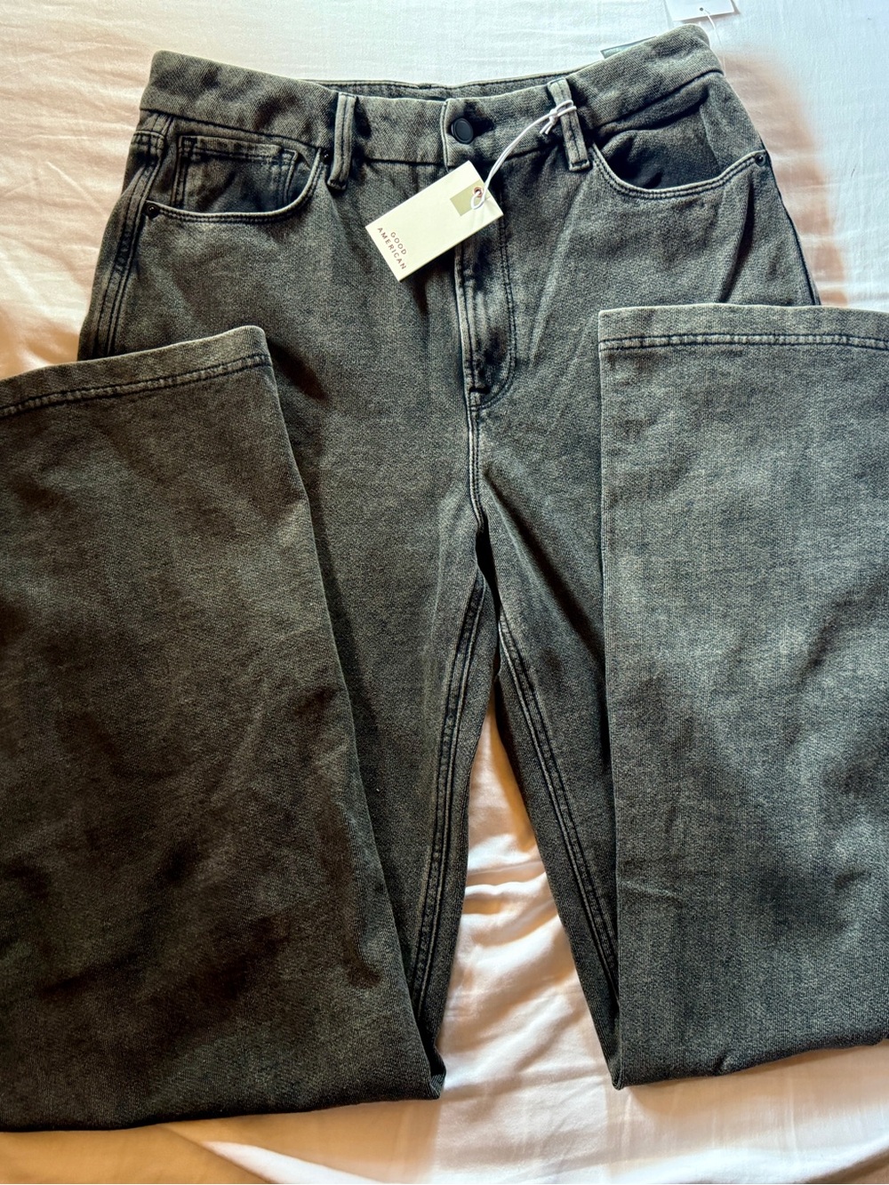 NWT Good American Skate Wide Leg Flare Jeans in Washed Black